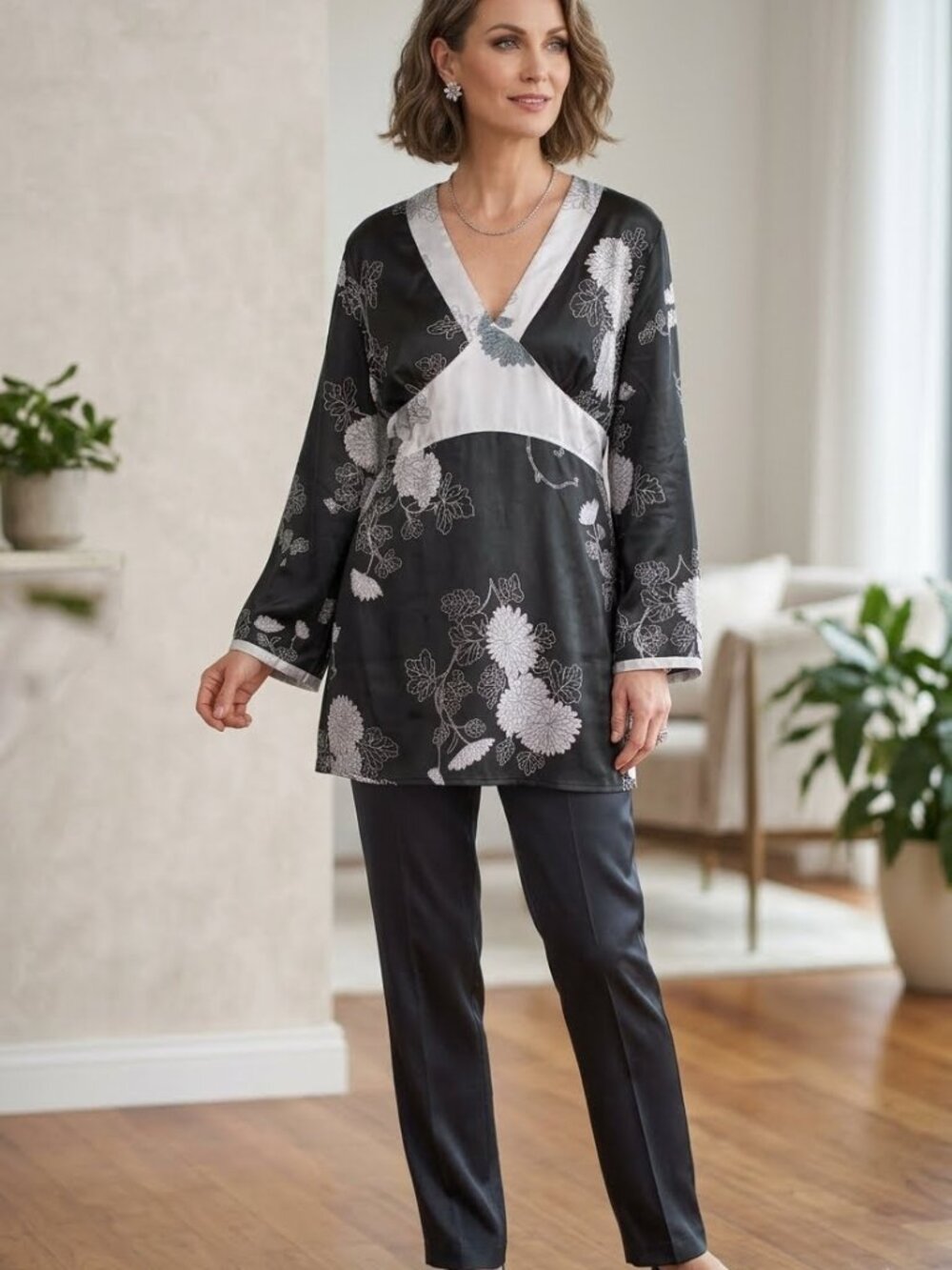 XL Black  & White Satin Tunic